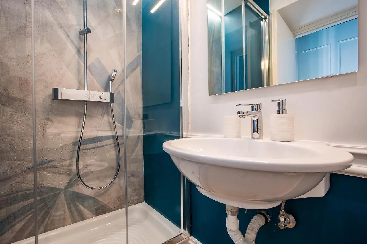 Hold Rome - Luxury Suites