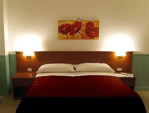 Hold Rome - Luxury Suites Itálie