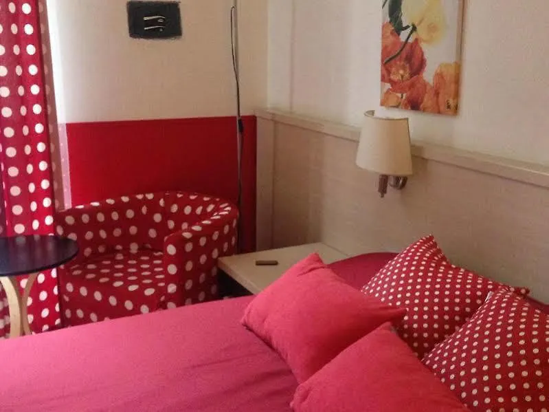 Hold Rome - Luxury Suites