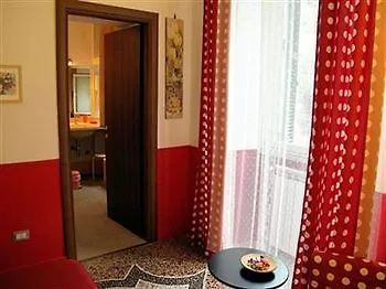 Bed & Breakfast Hold Rome - Luxury Suites