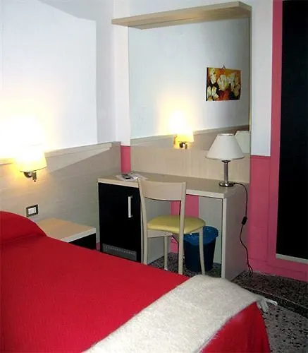 ** Bed & Breakfast Hold Rome - Luxury Suites Italy